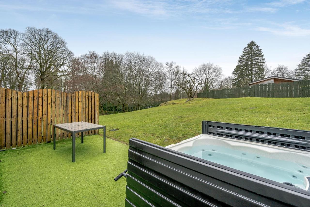 Yew - Woodland Cottages Bowness-on-Windermere Zewnętrze zdjęcie
